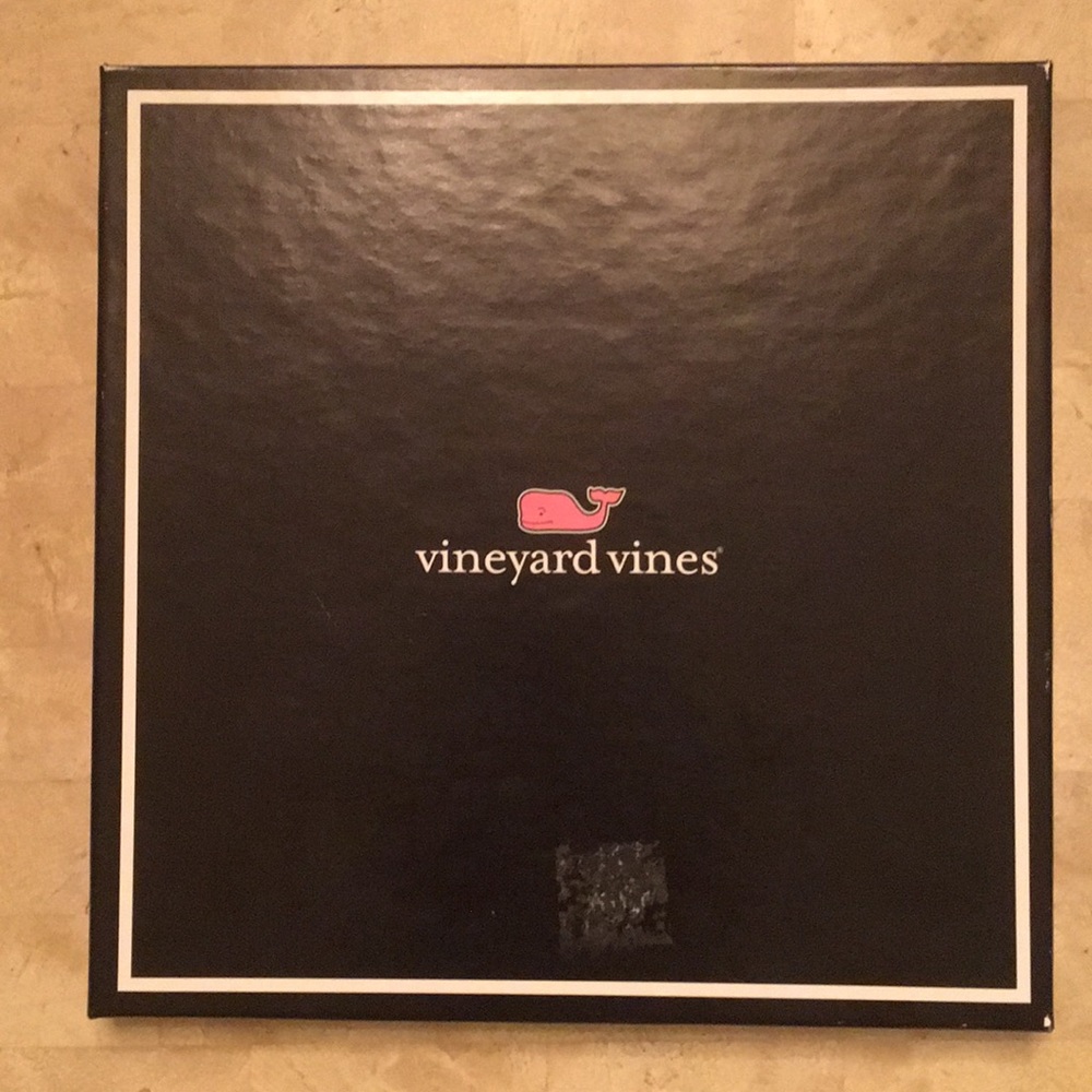 Vineyard vines silk scarf - Picture 3 of 11